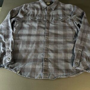 Men's‎ Casual Storm Tech Perf. Flannel Snap Buttons size Large